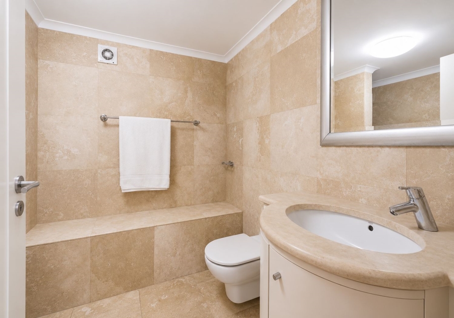 4 Bedroom Property for Sale in Fresnaye Western Cape